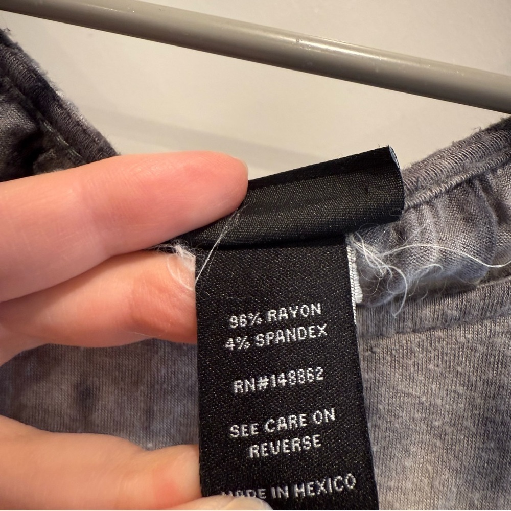 Torrid Black and Gray Tie-Dye Tank Top - Picture 5 of 8